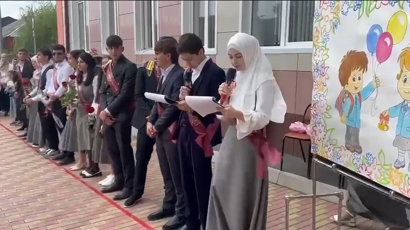Вот и провожаем наших выпускников на новый жизненный путь! .